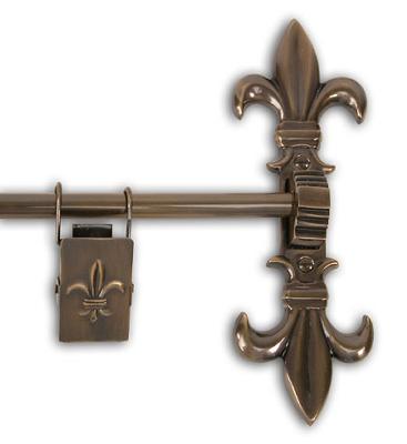 Brass Elegans Fleur de Lis Tapestry Hanger Set Antique Brass