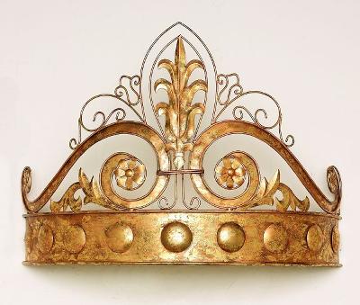 Dr  Livingstone Antique Gold Crown Iron Tester Antique Gold