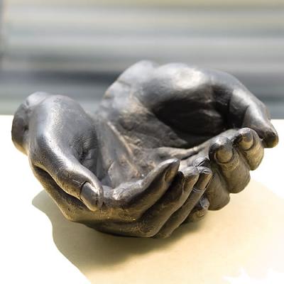 Global Views Iron Hand Bowl 