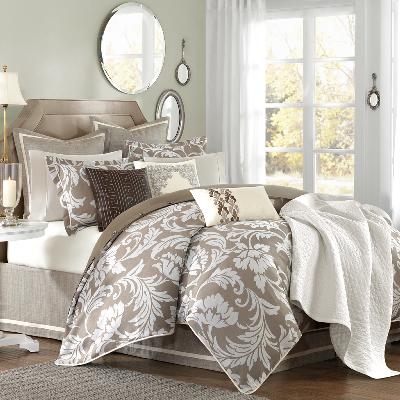 Hampton Hill Bellville Comforter Set 
