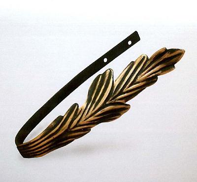 The Finial Company Cascading Leaf Tieback 