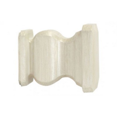 Kirsch Aston Shown in Moonglow