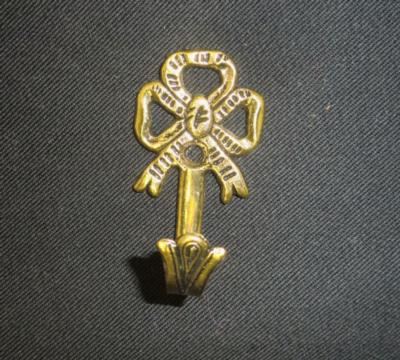 Premier Windowware Irish Bow Hook 