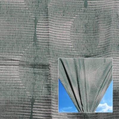 Novel Clayton Emerald