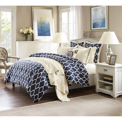 Hampton Hill Strathmore Comforter Set Multi