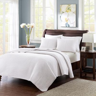 Olliix Madison Park Keaton Coverlet Set White