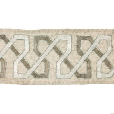 RM Coco Trim BD113 5 Border Silver Oak