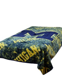 Michigan Wolverines Throw Blanket   Bedspread by   