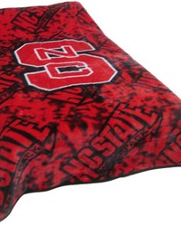 North Carolina State Wolfpack Throw Blanket   Bedspread by   