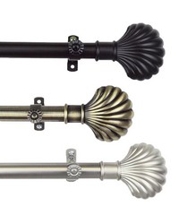 Scallop Adjustable Curtain Rod Set by  Zimmer and Rohde 