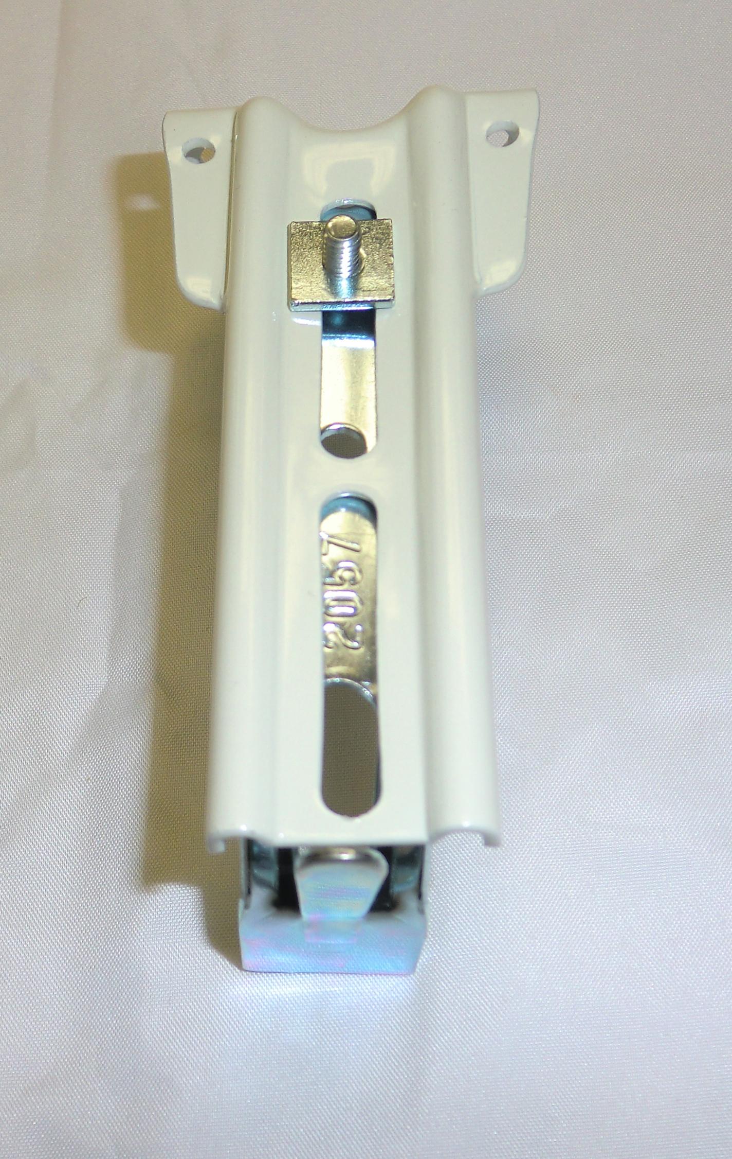 Adjustable Length Metal Center Support for Dauphine Curtain Rods