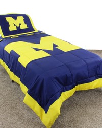 Michigan Wolverines Reversible Comforter Set  Twin by   