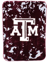 Texas A&M Aggies Throw Blanket / Bedspread by   