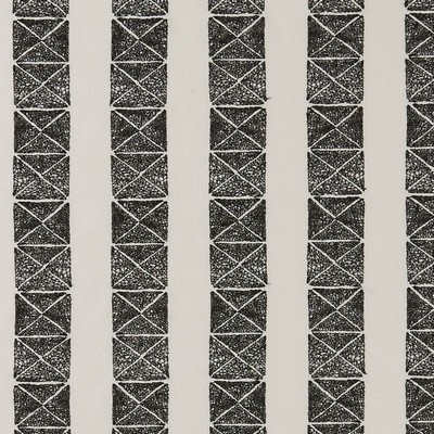 Clarke and Clarke Bw1013 F0885 F0885/01 CAC Black/white in Black and White White Linen  Blend