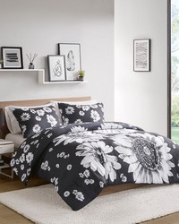 Maude Black/White Floral Reversible Comforter Set Queen by   