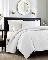 Quebec White 3 Piece Reversible Quilt Set Twin by   