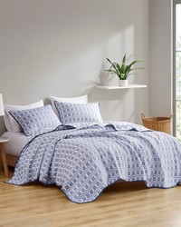 Harlow 3 Piece Reversible Matelasse Coverlet Set Indigo King by   